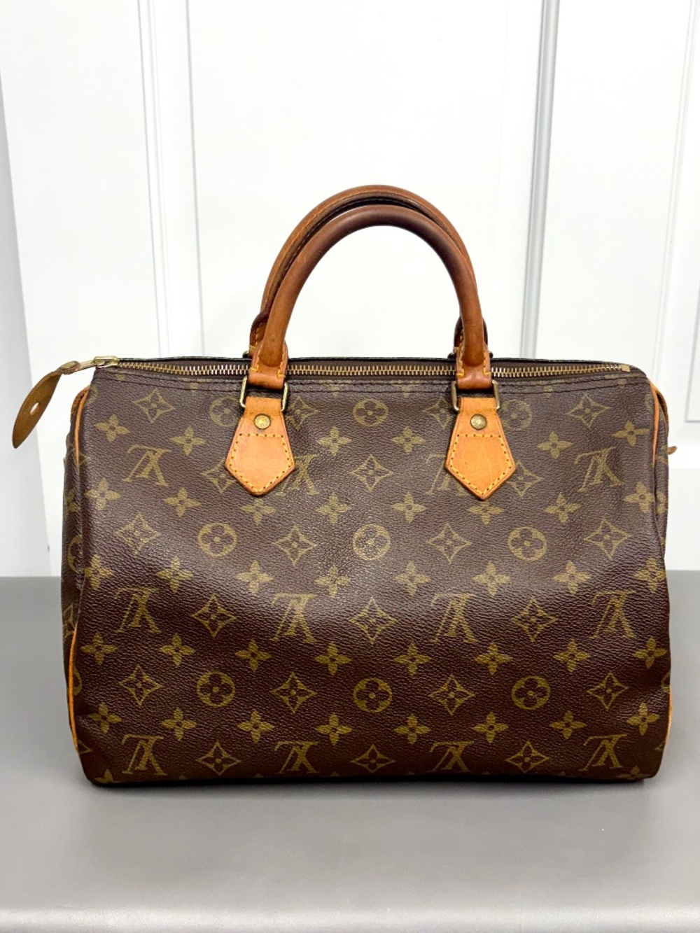Louis Vuitton Vintage Monogram Speedy 30 Handbag